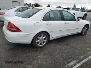 2001 Mercedes-Benz C 230/260/280/320 z VIN WDBRF61J71F094732, wystawiony jako Copart lot #50448475 z przebiegiem 39 911 mil mil oraz Czysty tytuł • Clean title. Historia ofert i sprzedaży dostępna na DreamBid. Obrazek 3.