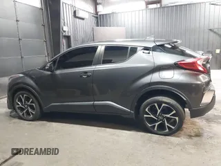 2019 Toyota C-HR XLE z VIN NMTKHMBX3KR083103, wystawiony jako IAAI lot #41935669 z przebiegiem 39 841 mil mil oraz . Historia ofert i sprzedaży dostępna na DreamBid. Obrazek 14.
