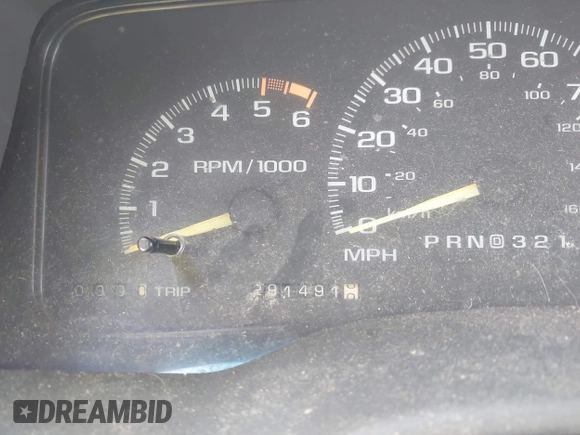 1996 Chevrolet Suburban with VIN 3GNEC16R3TG120004, listed as a IAAI auction lot 42752410 with 291,491 mi miles and . Bid and sale history available at DreamBid. Image 7.