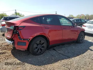 2025 Tesla Model Y Long Range z VIN 7SAYGDEE4SF260712, wystawiony jako Copart lot #54208975 z przebiegiem 1054 mil mil oraz Szkoda całkowita • Salvage title. Historia ofert i sprzedaży dostępna na DreamBid. Obrazek 3.