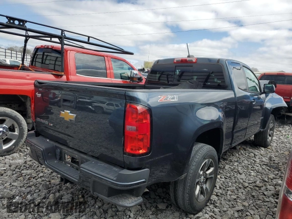 2020 Chevrolet Colorado 4WD Z71 with VIN 1GCHTDEN5L1136144, listed as a Copart auction lot 50817325 with 42,248 mi miles and Salvage Title. Bid and sale history available at carsss.com. Image 3.