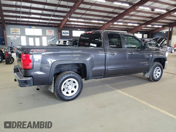 2016 Chevrolet Silverado 1500 LT with VIN 1GCVKREC2GZ350369, listed as a Copart auction lot 55458815 with 220,578 mi miles and Clean Title. Bid and sale history available at carsss.com. Image 3.