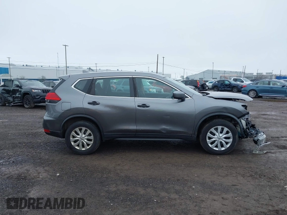 2017 Nissan Rogue SV z VIN KNMAT2MVXHP614313, wystawiony jako IAAI lot #41986856 z przebiegiem 78 651 mil mil oraz . Historia ofert i sprzedaży dostępna na DreamBid. Obrazek 13.