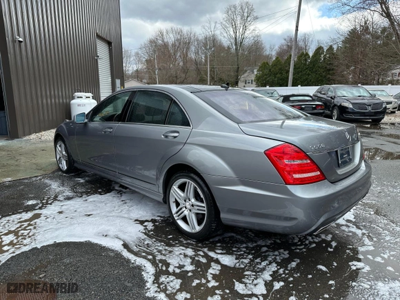 2012 Mercedes-Benz S-Class S 550 with VIN WDDNG9EB2CA444811, listed as a Copart auction lot 52600395 with 127,847 mi miles and Clean Title. Bid and sale history available at carsss.com. Image 3.