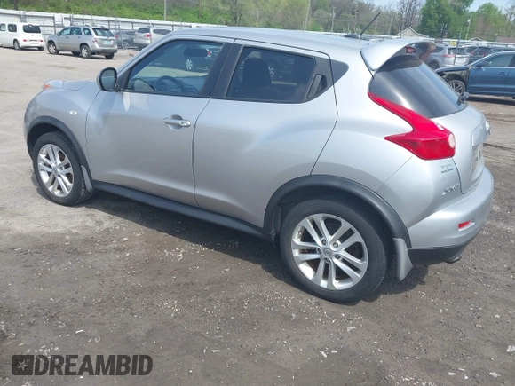 2011 Nissan Juke SL with VIN JN8AF5MV6BT023875, listed as a IAAI auction lot 42124682 with 145,901 mi miles. Bid and sale history available at carsss.com. Image 3.