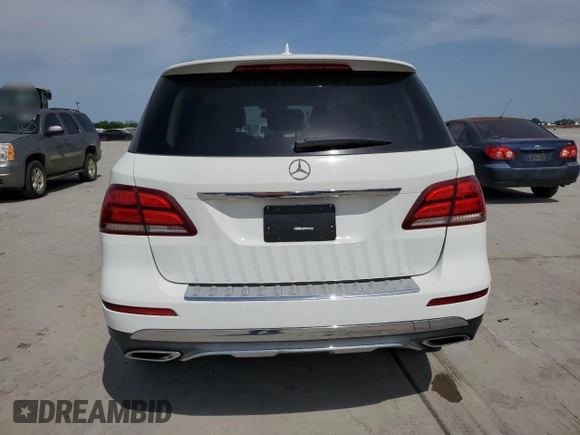 2017 Mercedes-Benz GLE 350 z VIN 4JGDA5JB1HA841287, wystawiony jako Copart lot #52943465 z przebiegiem 72 295 mil mil oraz Szkoda całkowita • Salvage title. Historia ofert i sprzedaży dostępna na DreamBid. Obrazek 6.