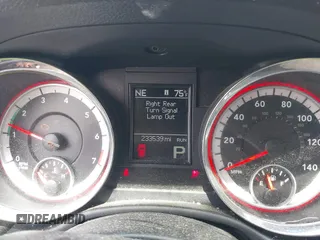 2013 Dodge Durango SXT z VIN 1C4RDHAG9DC530204, wystawiony jako IAAI lot #42128529 z przebiegiem 233 539 mil mil oraz . Historia ofert i sprzedaży dostępna na DreamBid. Obrazek 7.