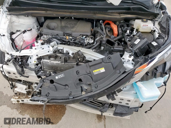 2024 Toyota Sienna LE with VIN 5TDKSKFC9RS145497, listed as a Copart auction lot 55567725 with 22,774 mi miles and Salvage title. Bid and sale history available at DreamBid. Image 12.