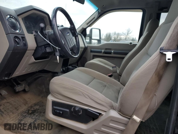 2008 Ford F-250 XL with VIN 1FTSW21528EE45027, listed as a Copart auction lot 43811735 with 157,896 mi miles and Salvage title. Bid and sale history available at DreamBid. Image 7.