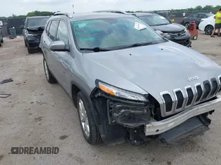 2017 Jeep Cherokee Limited z VIN 1C4PJLDB6HW521807, wystawiony jako IAAI lot #42146399 z przebiegiem 46 487 mil mil oraz . Historia ofert i sprzedaży dostępna na DreamBid. Obrazek 1.
