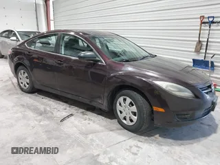 2011 Mazda Mazda6 i Sport with VIN 1YVHZ8BH4B5M30639, listed as a IAAI auction lot 41695216 with 190,338 mi miles. Bid and sale history available at carsss.com. Image 1.