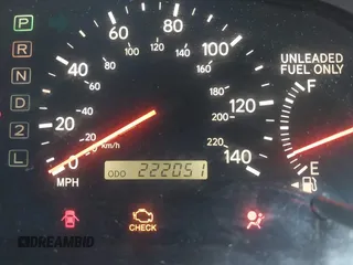2001 Lexus ES 300 с VIN JT8BF28G415106362, выставлен на аукционе IAAI как лот 42479365 с пробегом 222 051 миль миль и . История ставок и продаж доступна на DreamBid. Изображение 7.