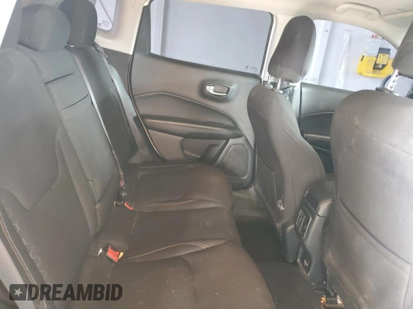 2018 Jeep Compass Sport с VIN 3C4NJDAB8JT239519, выставлен на аукционе Copart как лот 57216835 с пробегом 136 787 миль миль и Списание • Salvage title. История ставок и продаж доступна на DreamBid. Изображение 10.