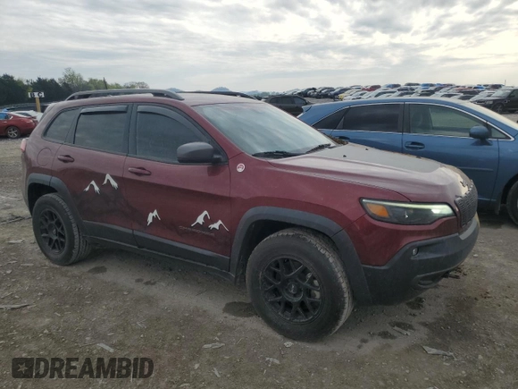 2019 Jeep Cherokee Trailhawk Elite z VIN 1C4PJMBN7KD211588, wystawiony jako Copart lot #49307824 z przebiegiem 54 781 mil mil oraz Szkoda całkowita • Salvage title. Historia ofert i sprzedaży dostępna na DreamBid. Obrazek 4.