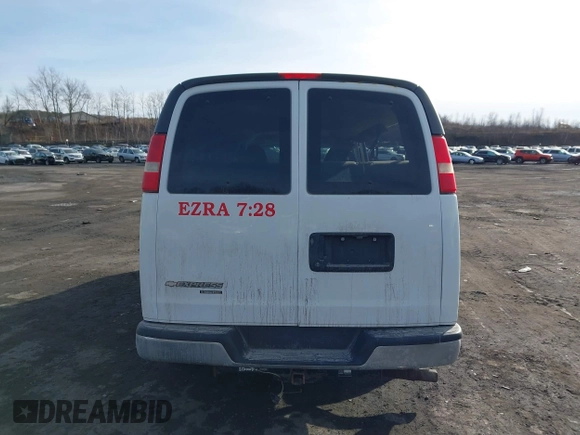 2015 Chevrolet Express Passenger LT z VIN 1GAZG1FGXF1172030, wystawiony jako IAAI lot #41510865 z przebiegiem 297 473 mil mil oraz . Historia ofert i sprzedaży dostępna na DreamBid. Obrazek 16.