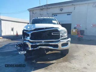 2019 Ram 2500 Tradesman with VIN 3C6UR5CJXKG596863, listed as a IAAI auction lot 41501007 with 64,518 mi miles. Bid and sale history available at carsss.com. Image 12.