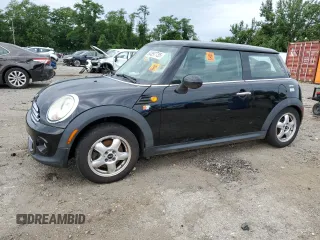 2012 MINI Hardtop z VIN WMWSU3C54CT367604, wystawiony jako Copart lot #64897735 z przebiegiem Nie podano mil oraz Czysty tytuł • Clean title. Historia ofert i sprzedaży dostępna na DreamBid. Obrazek 1.