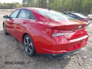 2022 Hyundai Elantra SEL z VIN KMHLN4AG3NU366905, wystawiony jako IAAI lot #41835787 z przebiegiem 15 555 mil mil oraz . Historia ofert i sprzedaży dostępna na DreamBid. Obrazek 3.