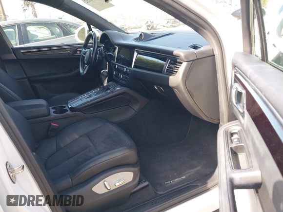 2021 Porsche Macan with VIN WP1AA2A57MLB12532, listed as a IAAI auction lot 42062232 with 42,417 mi miles and . Bid and sale history available at DreamBid. Image 5.