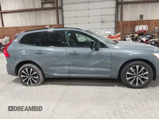 2023 Volvo XC60 Plus Dark Theme with VIN YV4L12RW7P1253928, listed as a IAAI auction lot 41995098 with 36,211 mi miles. Bid and sale history available at carsss.com. Image 6.