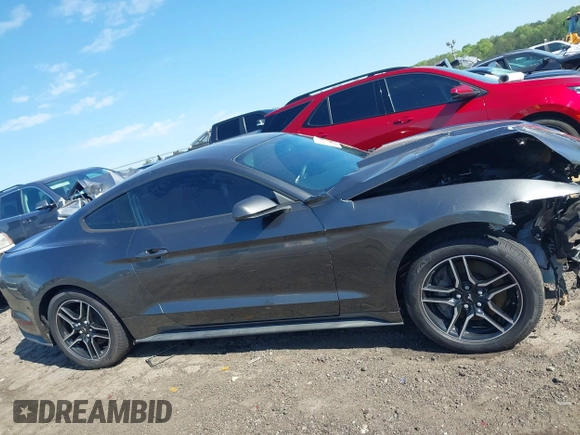 2016 Ford Mustang EcoBoost z VIN 1FA6P8TH7G5259089, wystawiony jako IAAI lot #42048289 z przebiegiem 108 752 mil mil oraz . Historia ofert i sprzedaży dostępna na DreamBid. Obrazek 14.