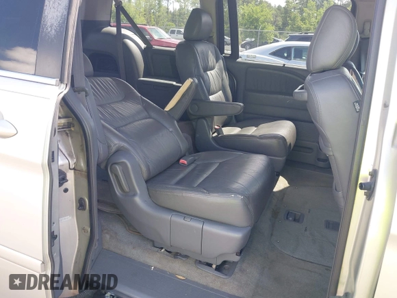 2006 Honda Odyssey EX-L with VIN 5FNRL387X6B429688, listed as a IAAI auction lot 42152841 with 178,806 mi miles and . Bid and sale history available at DreamBid. Image 8.