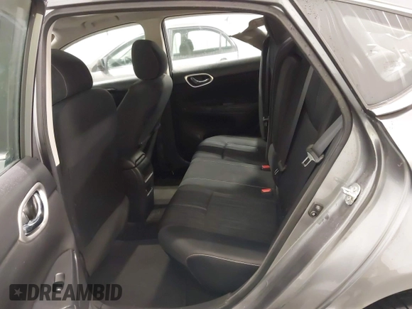 2017 Nissan Sentra S z VIN 3N1AB7AP8HY335577, wystawiony jako IAAI lot #41635102 z przebiegiem 73 361 mil mil oraz . Historia ofert i sprzedaży dostępna na DreamBid. Obrazek 8.