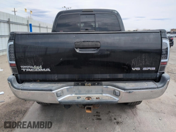 2006 Toyota Tacoma z VIN 5TELU42NX6Z230199, wystawiony jako Copart lot #52438075 z przebiegiem 201 754 mil mil oraz Szkoda całkowita • Salvage title. Historia ofert i sprzedaży dostępna na DreamBid. Obrazek 6.