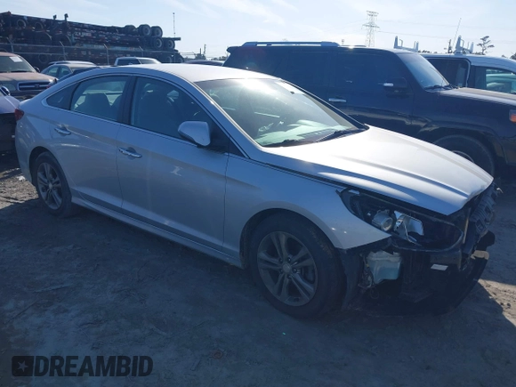 2018 Hyundai Sonata SEL with VIN 5NPE34AFXJH637053, listed as a IAAI auction lot 41723294 with 47,574 mi miles and . Bid and sale history available at carsss.com. Image 1.