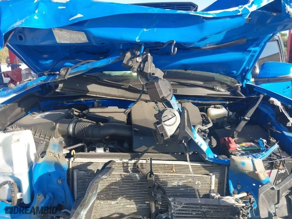 2019 Toyota Tacoma 4WD SR with VIN 5TFCZ5AN9KX197898, listed as a IAAI auction lot 41304019 with 111,995 mi miles. Bid and sale history available at carsss.com. Image 10.