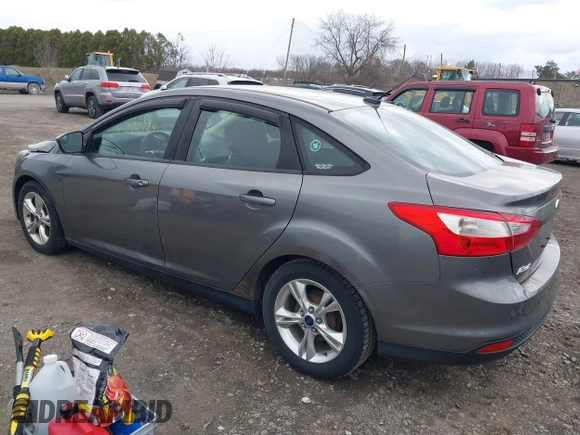 2014 Ford Focus SE with VIN 1FADP3F21EL193164, listed as a IAAI auction lot 41882924 with 122,469 mi miles. Bid and sale history available at carsss.com. Image 3.