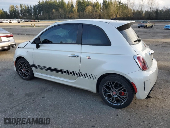 2017 FIAT 500 Abarth z VIN 3C3CFFFH1HT530394, wystawiony jako Copart lot #47134865 z przebiegiem Nie podano mil oraz Szkody całkowita. Historia ofert i sprzedaży dostępna na DreamBid. Obrazek 2.