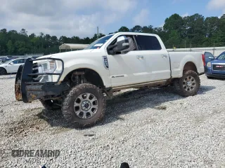 2020 Ford F-250 XL z VIN 1FT8W2BT0LED82218, wystawiony jako Copart lot #56801085 z przebiegiem 152 824 mil mil oraz Nie do naprawy • Non repairable. Historia ofert i sprzedaży dostępna na DreamBid. Obrazek 1.