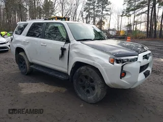 2022 Toyota 4Runner SR5 with VIN JTEMU5JR7N6063175, listed as a IAAI auction lot 41479175 with 53,443 mi miles and . Bid and sale history available at DreamBid. Image 1.