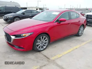 2022 Mazda 3 Select z VIN 3MZBPABL9NM316998, wystawiony jako IAAI lot #42117951 z przebiegiem 44 594 mil mil oraz . Historia ofert i sprzedaży dostępna na DreamBid. Obrazek 17.