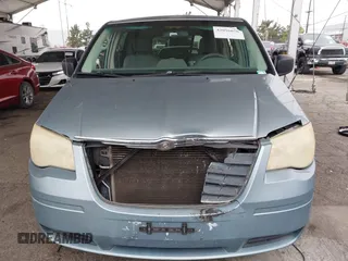 2008 Chrysler Town & Country LX with VIN 2A8HR44H38R831695, listed as a IAAI auction lot 42096656 with 254,424 mi miles and . Bid and sale history available at carsss.com. Image 6.