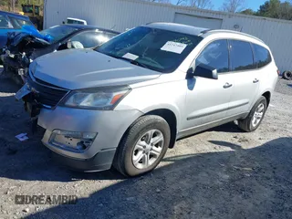 2016 Chevrolet Traverse LS with VIN 1GNKRFED2GJ239042, listed as a IAAI auction lot 41747405 with 118,400 mi miles. Bid and sale history available at carsss.com. Image 17.