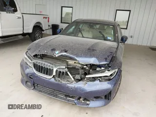 2020 BMW 3 Series 330i with VIN 3MW5R1J00L8B42355, listed as a IAAI auction lot 41817750 with 52,069 mi miles. Bid and sale history available at carsss.com. Image 6.