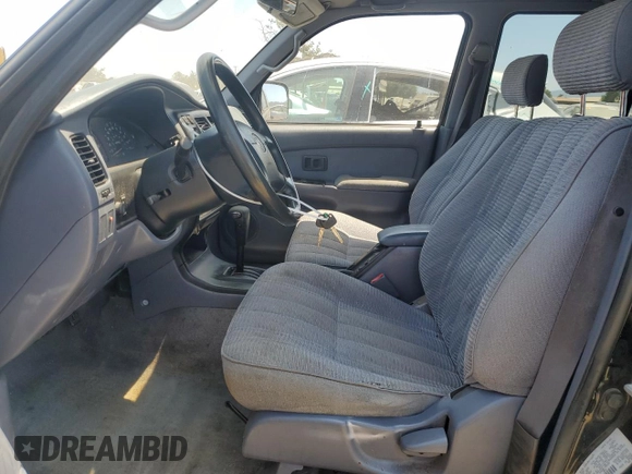 1998 Toyota 4Runner SR5 с VIN JT3GN86R2W0068947, выставлен на аукционе Copart как лот 61306905 с пробегом 205 753 миль миль и Списание • Salvage title. История ставок и продаж доступна на DreamBid. Изображение 7.