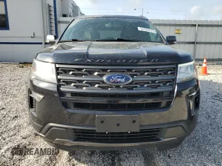 2019 Ford Explorer XLT z VIN 1FM5K7D85KGA44753, wystawiony jako Copart lot #54792275 z przebiegiem 140 033 mil mil oraz Szkoda całkowita • Salvage title. Historia ofert i sprzedaży dostępna na DreamBid. Obrazek 5.