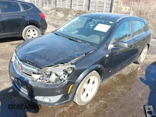 2008 Saturn Astra XR z VIN W08AT671485102972, wystawiony jako IAAI lot #41732882 z przebiegiem 119 630 mil mil oraz . Historia ofert i sprzedaży dostępna na DreamBid. Obrazek 2.