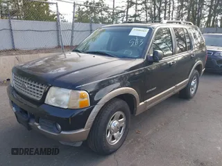 2002 Ford Explorer Eddie Bauer with VIN 1FMZU74W92ZB32879, listed as a IAAI auction lot 39327971 with 128,592 mi miles and . Bid and sale history available at DreamBid. Image 2.
