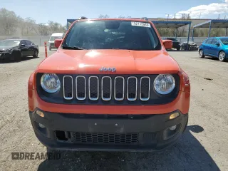 2018 Jeep Renegade Latitude with VIN ZACCJABB6JPJ26712, listed as a Copart auction lot 52112045 with 135,684 mi miles and Salvage Title. Bid and sale history available at carsss.com. Image 5.