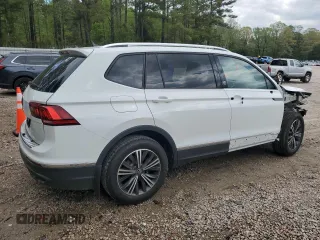 2024 Volkswagen Tiguan with VIN 3VVTB7AX3RM233619, listed as a Copart auction lot 51043355 with 1,002 mi miles and Salvage title. Bid and sale history available at DreamBid. Image 3.