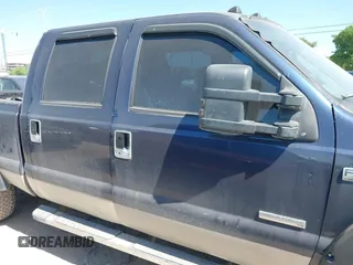 2006 Ford Super Duty F-250 XL with VIN 1FTSW21P36EB60142, listed as a IAAI auction lot 42028216 with 319,602 mi miles. Bid and sale history available at carsss.com. Image 13.