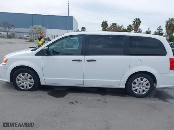 2019 Dodge Grand Caravan SE with VIN 2C4RDGBG2KR787945, listed as a IAAI auction lot 41819182 with 56,511 mi miles. Bid and sale history available at carsss.com. Image 14.