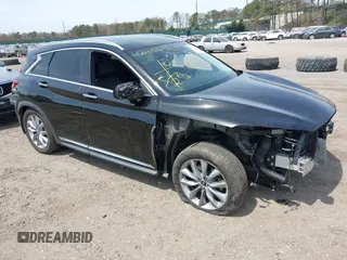 2019 Infiniti QX50 Luxe z VIN 3PCAJ5M30KF143733, wystawiony jako IAAI lot #42115592 z przebiegiem 47 225 mil mil oraz . Historia ofert i sprzedaży dostępna na DreamBid. Obrazek 1.