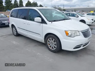 2014 Chrysler Town & Country Touring with VIN 2C4RC1BG3ER156514, listed as a IAAI auction lot 41935738 with 198,048 mi miles and . Bid and sale history available at DreamBid. Image 1.