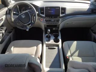 2017 Honda Pilot EX with VIN 5FNYF6H38HB054680, listed as a Copart auction lot 45133725 with 103,764 mi miles and Salvage Title. Bid and sale history available at DreamBid. Image 8.