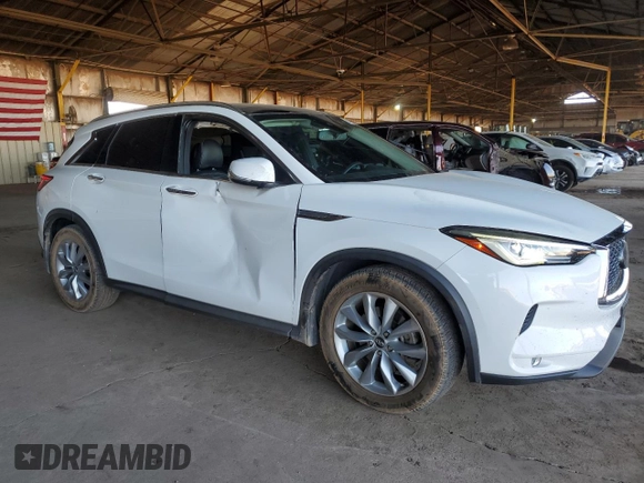 2019 Infiniti QX50 LUXE with VIN 3PCAJ5M18KF133319, listed as a Copart auction lot 50471885 with 69,485 mi miles and Salvage Title. Bid and sale history available at carsss.com. Image 4.